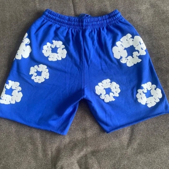 Blue Denim tears shorts - Picture 2 of 3